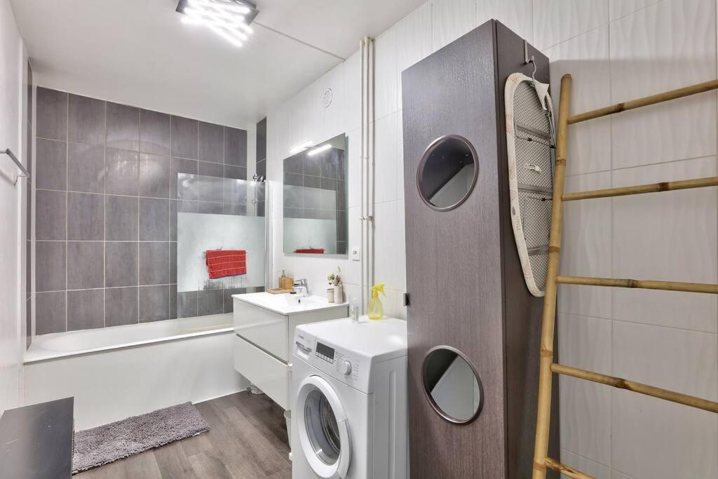 Apartment Beautiful And Bright 3 Bed Near La