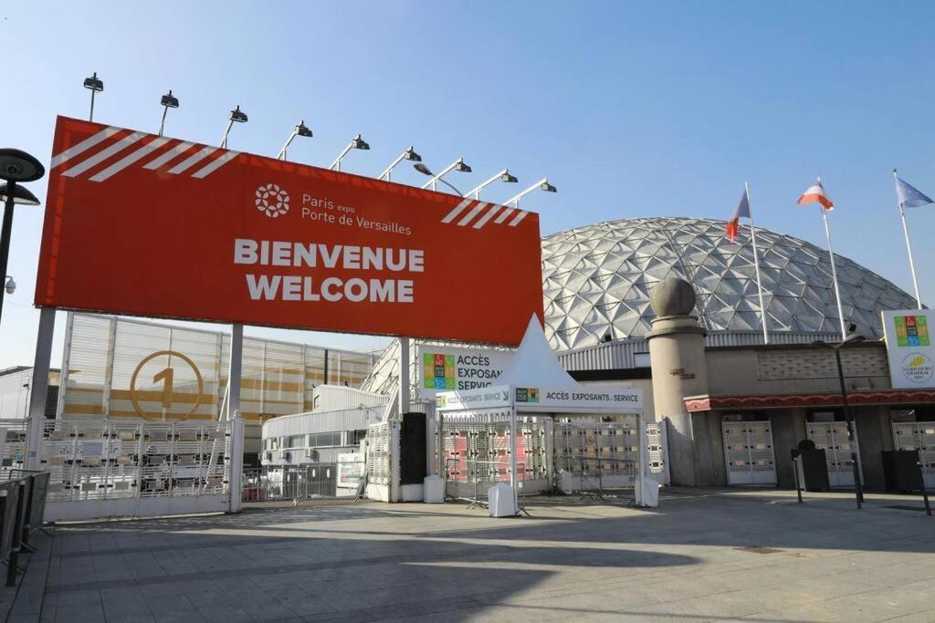 Convention-vaugirard -salon Des Expositions-versailles *