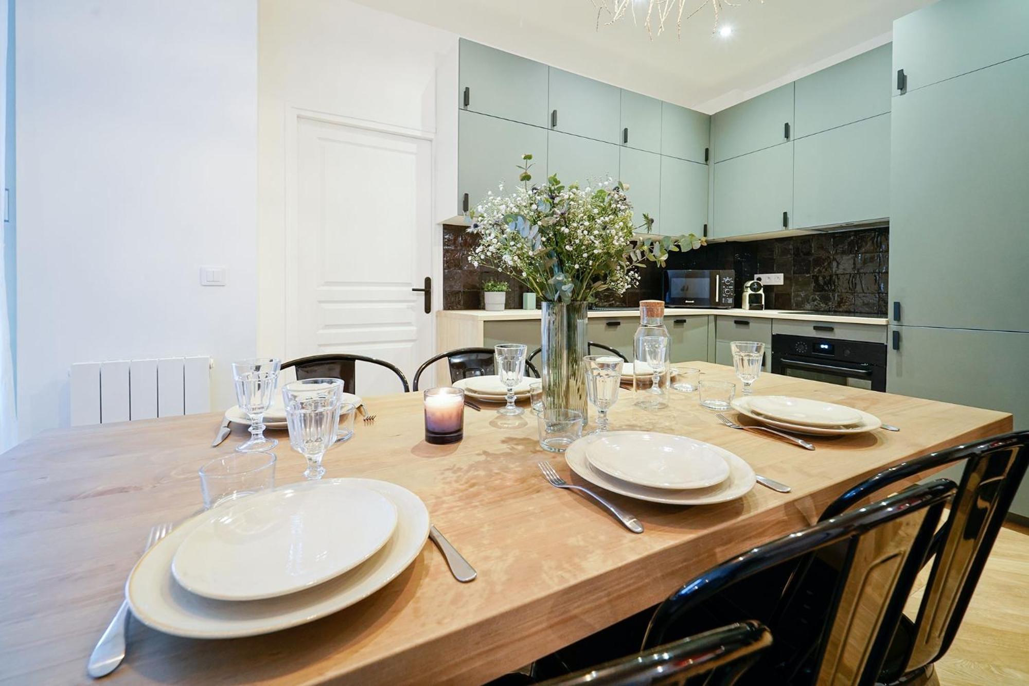 Parisuites Grands Boulevards Chic Folies Bergeres Apartment
