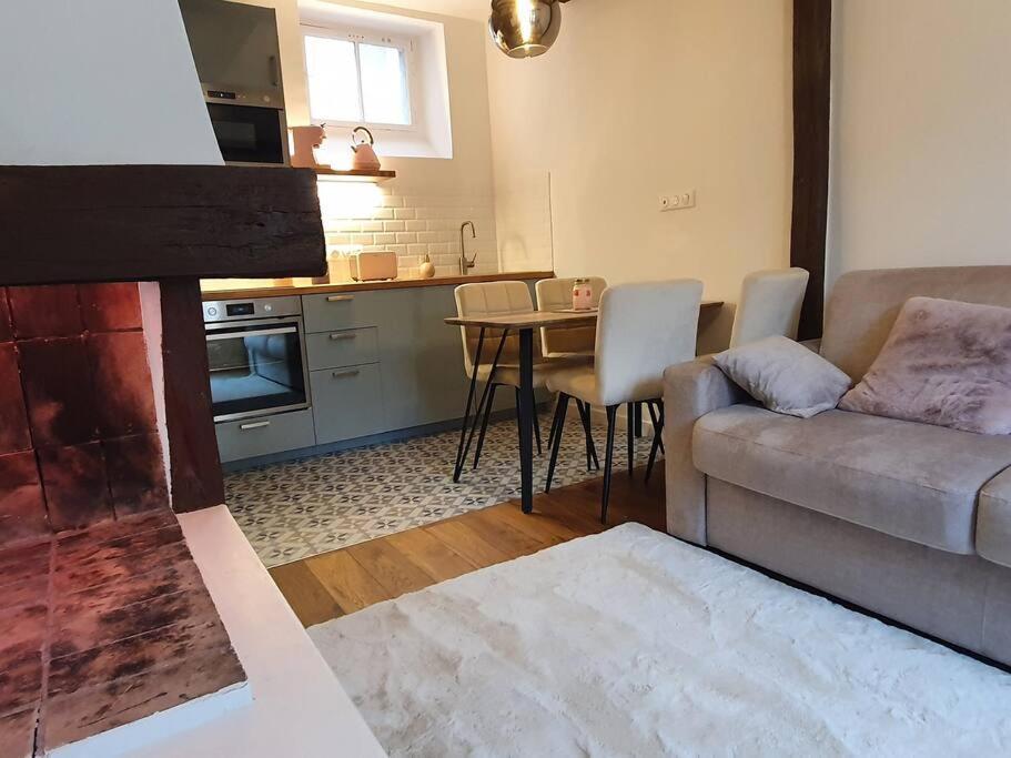 Week In Paris, 2 Pieces Hyper-centre Parisien Apartment