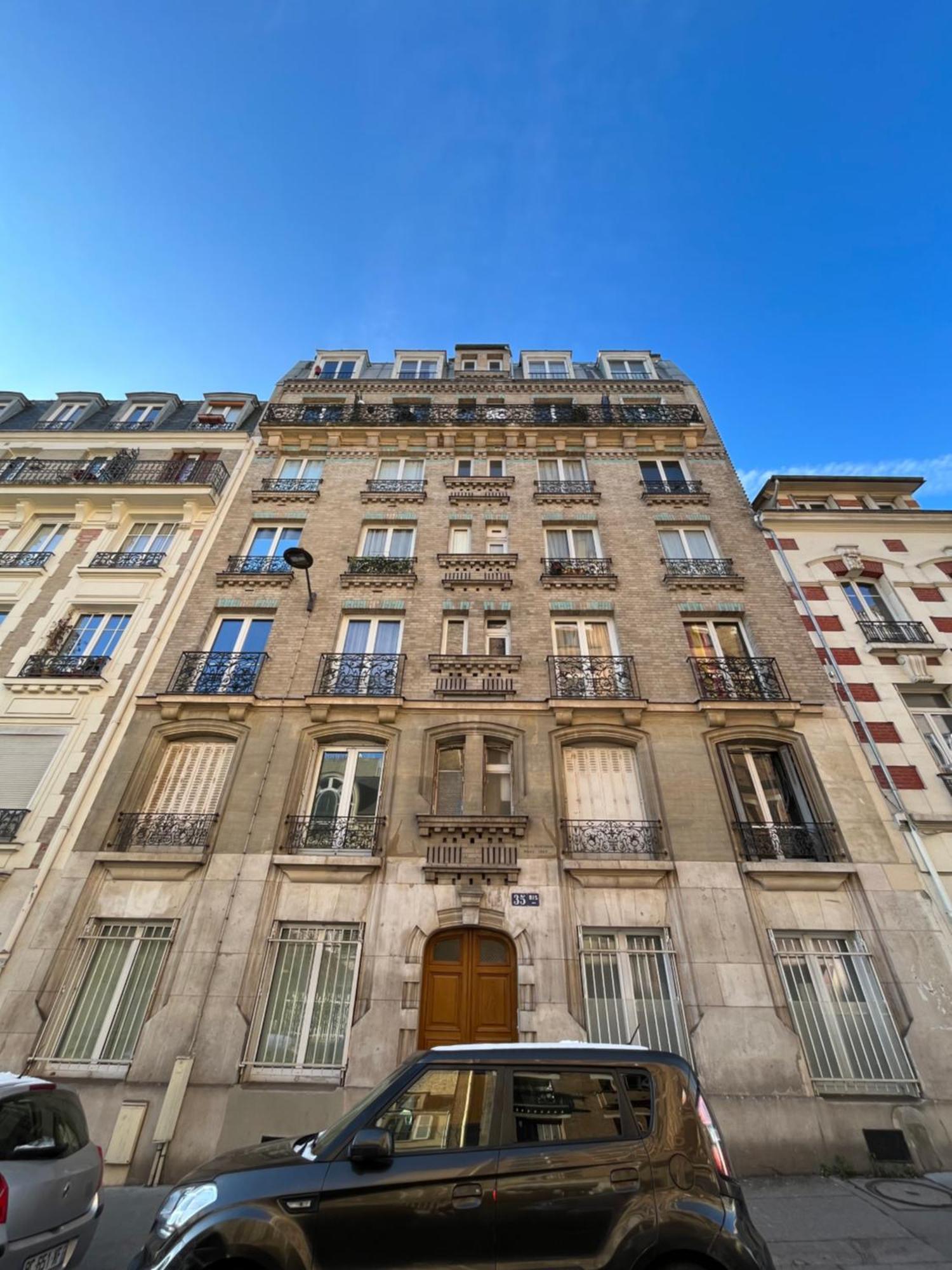 Deux Pieces Typiquement Parisien Apartamento Paris