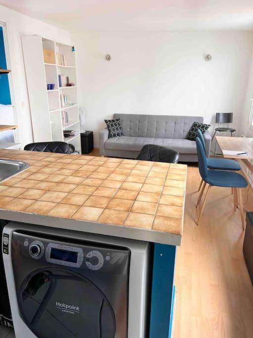 Cozy Flat, Sentier, 2 Guests Apartment Paris