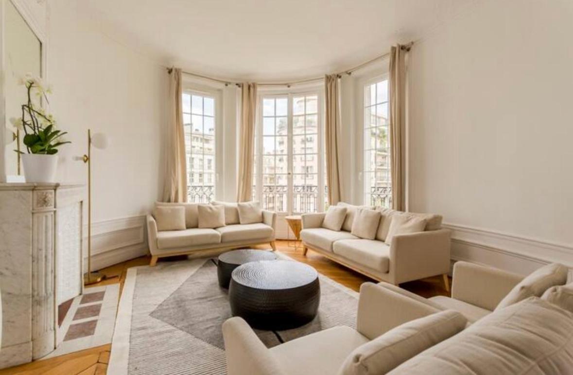 Luxury Suites Tour Eiffel View *