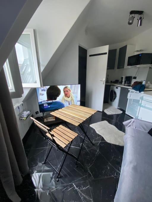 Luxe Paris-champs-elysees Apartment Paris