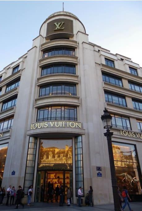 Luxe Paris-champs-elysees