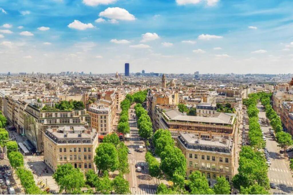 Luxe Paris-champs-elysees