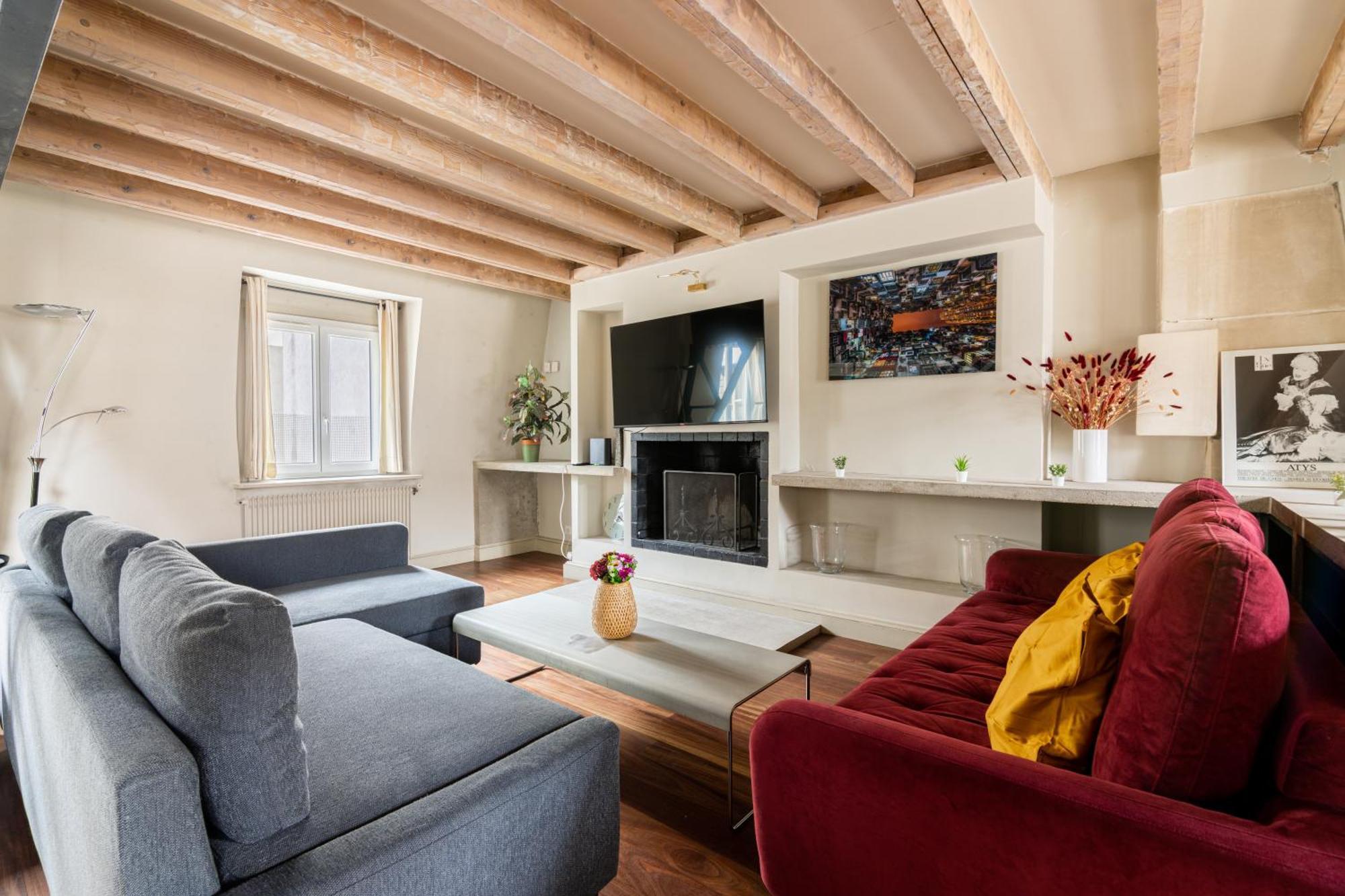Quartier Mezzanine & 1br Le Marais Temple Free Netflix Apartment Paris