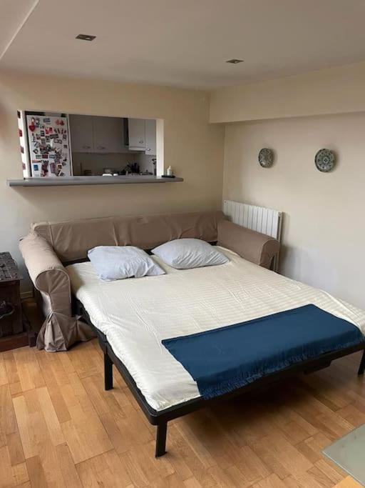 Loft With View On A Quiet Garden, Parisian Charm Appartement Paris