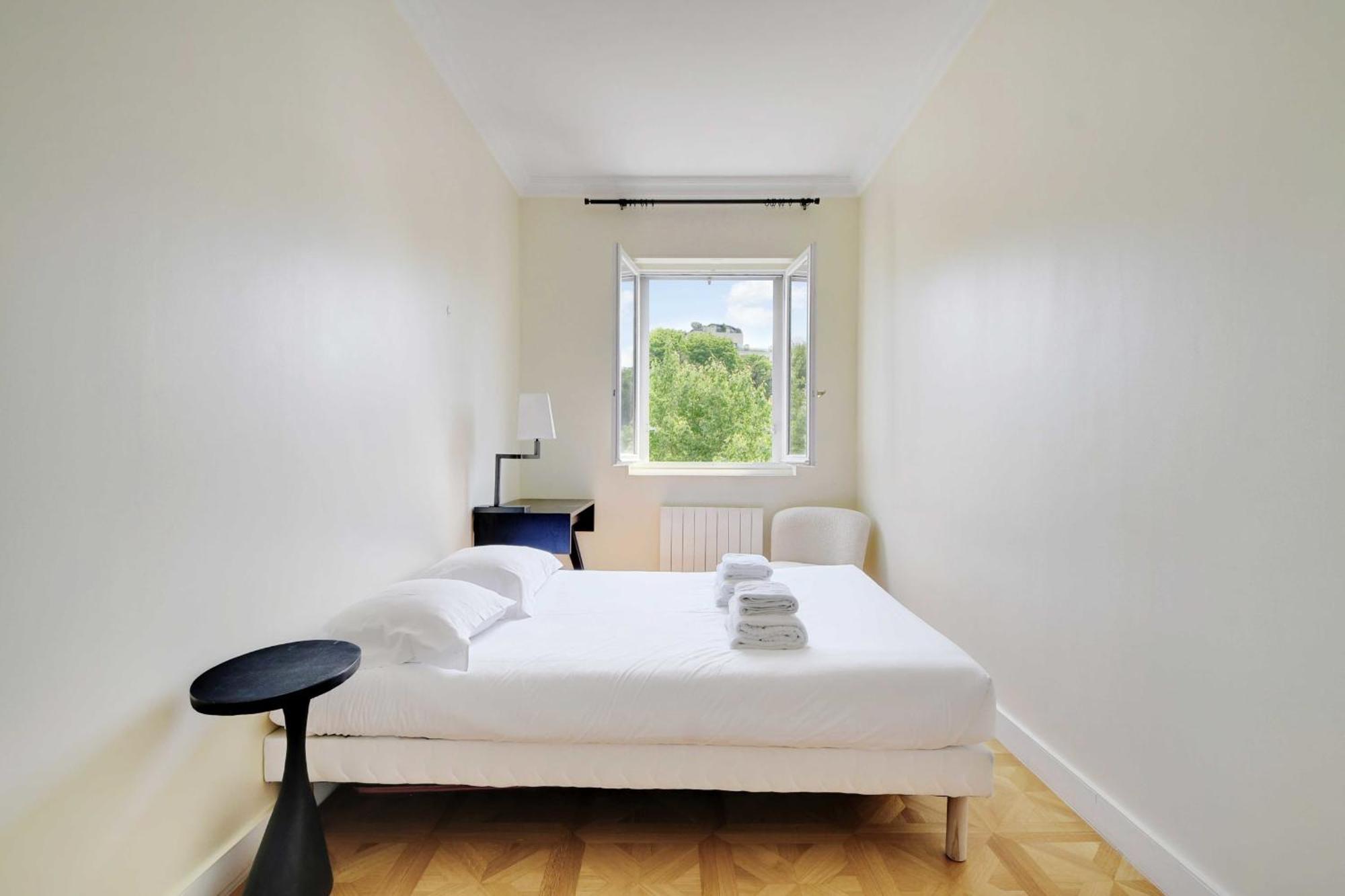 Apartment Chic 2br-6p - Trocadero-eiffel Tower *
