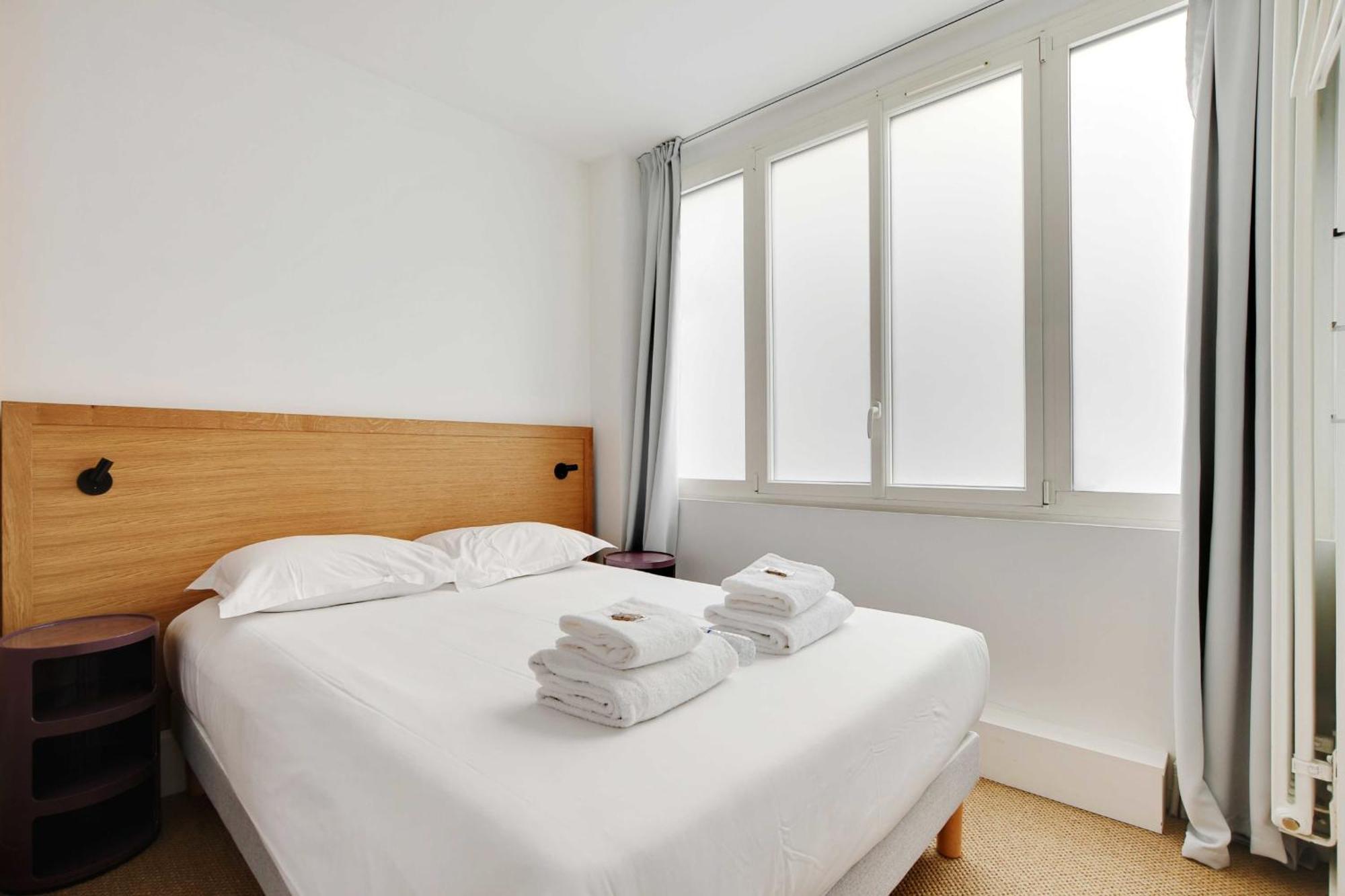 13 - Voltaire Apartment *