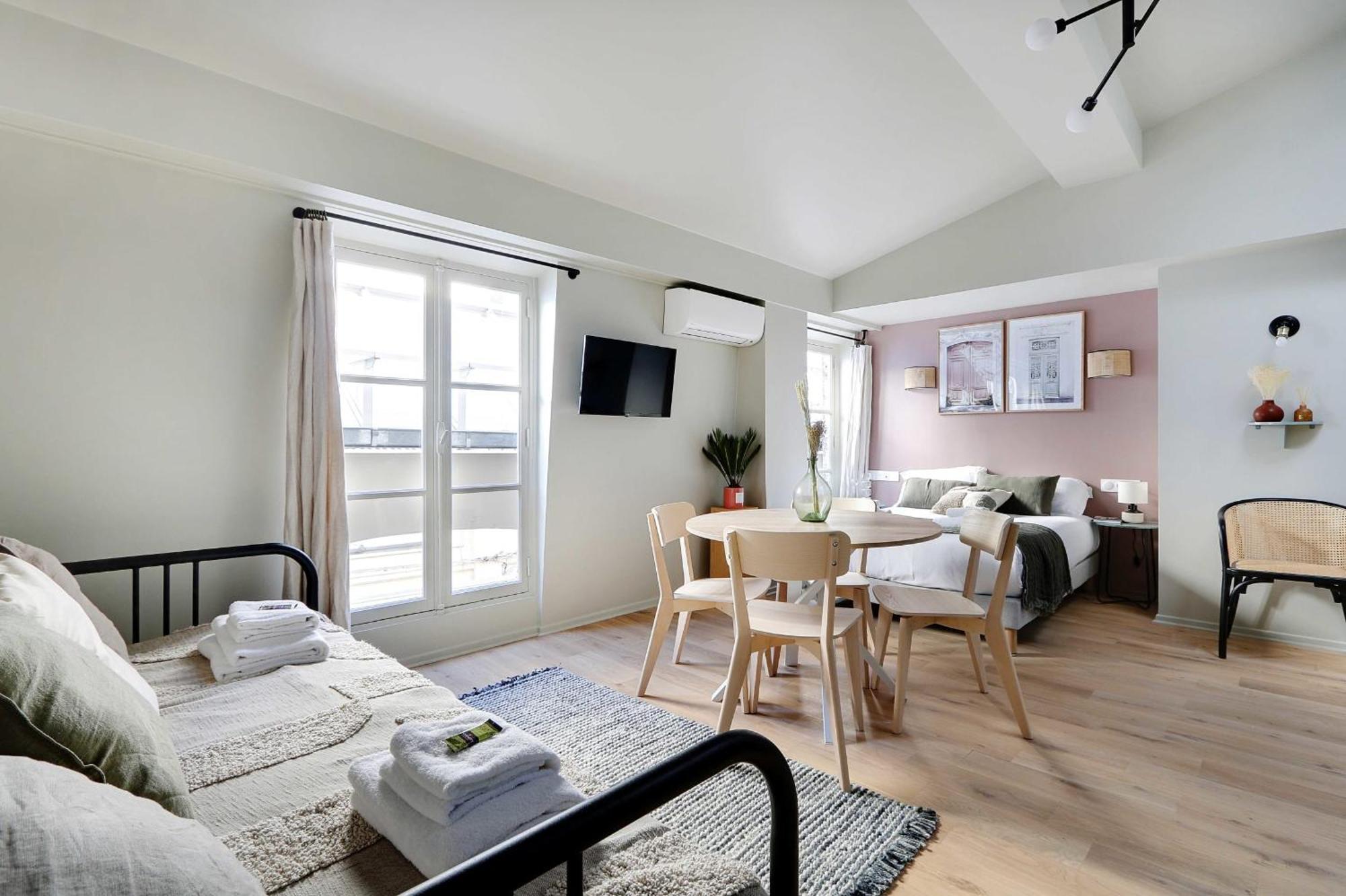 Apartment Passage Du Caire
