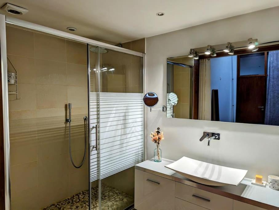 Apartment Superbe - Rue Privee