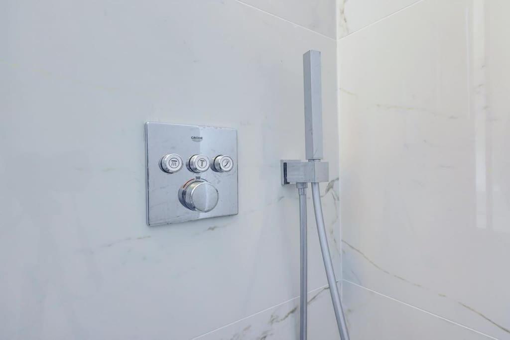 Appartement Spacieux -1bdr/4p -le Bas Montmartre *