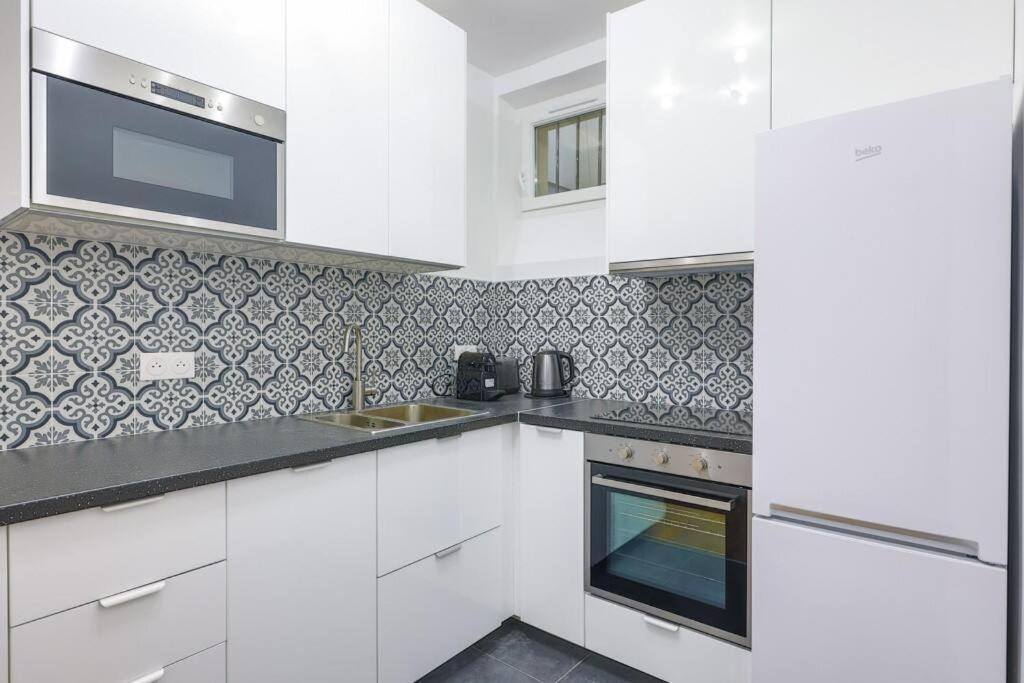 Appartement Spacieux -1bdr/4p -le Bas Montmartre Paris