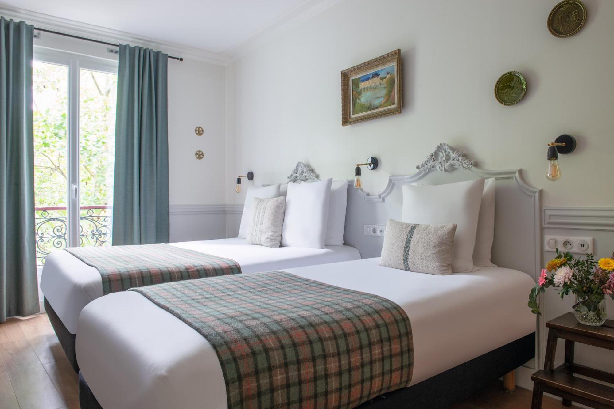 De La Porte Dorée Hotel 3*