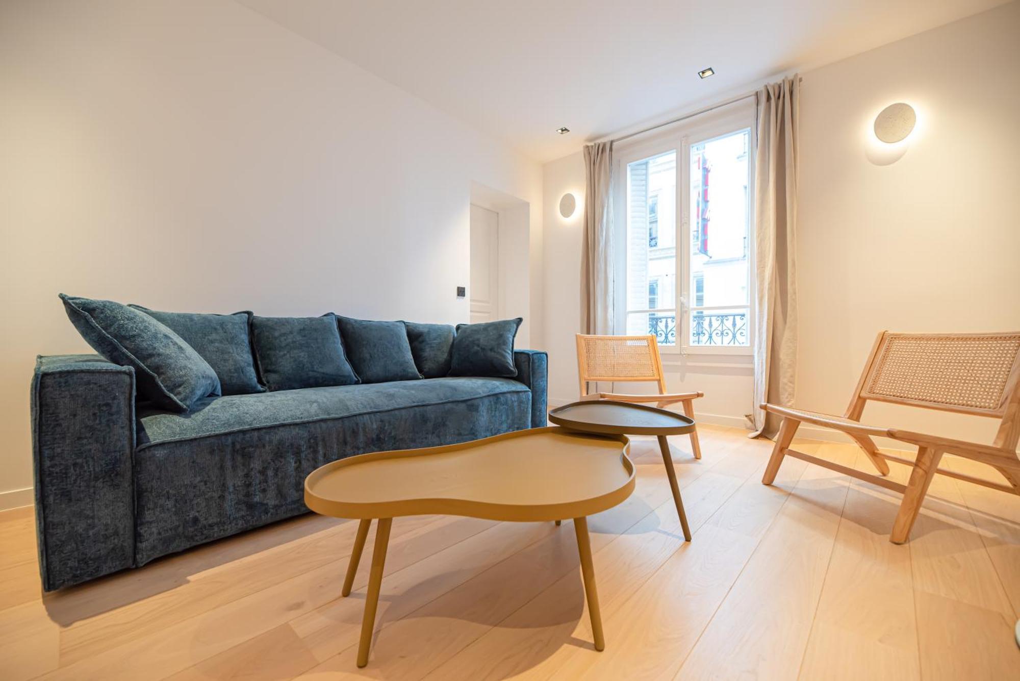 Wonderful Flat Center Of Apartment