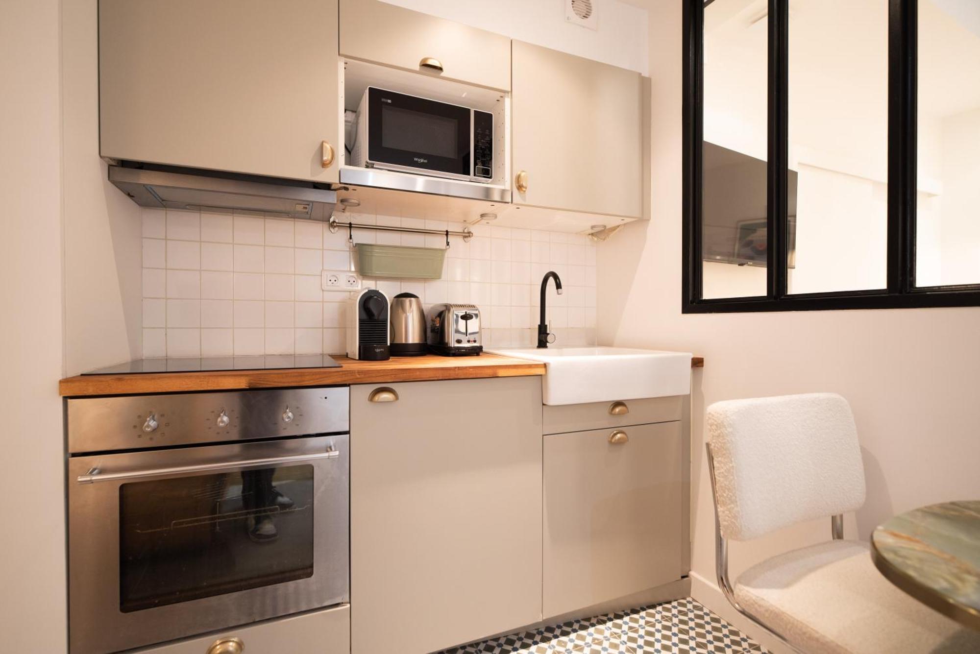 Wonderful Flat In The Marais * Paris