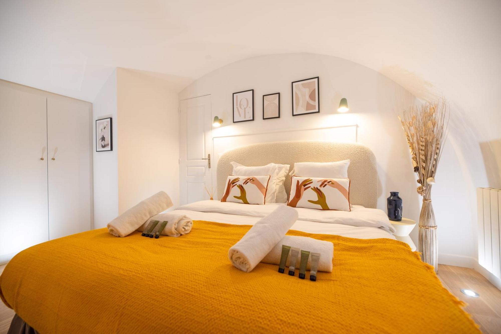 Wonderful Flat In The Marais Paris