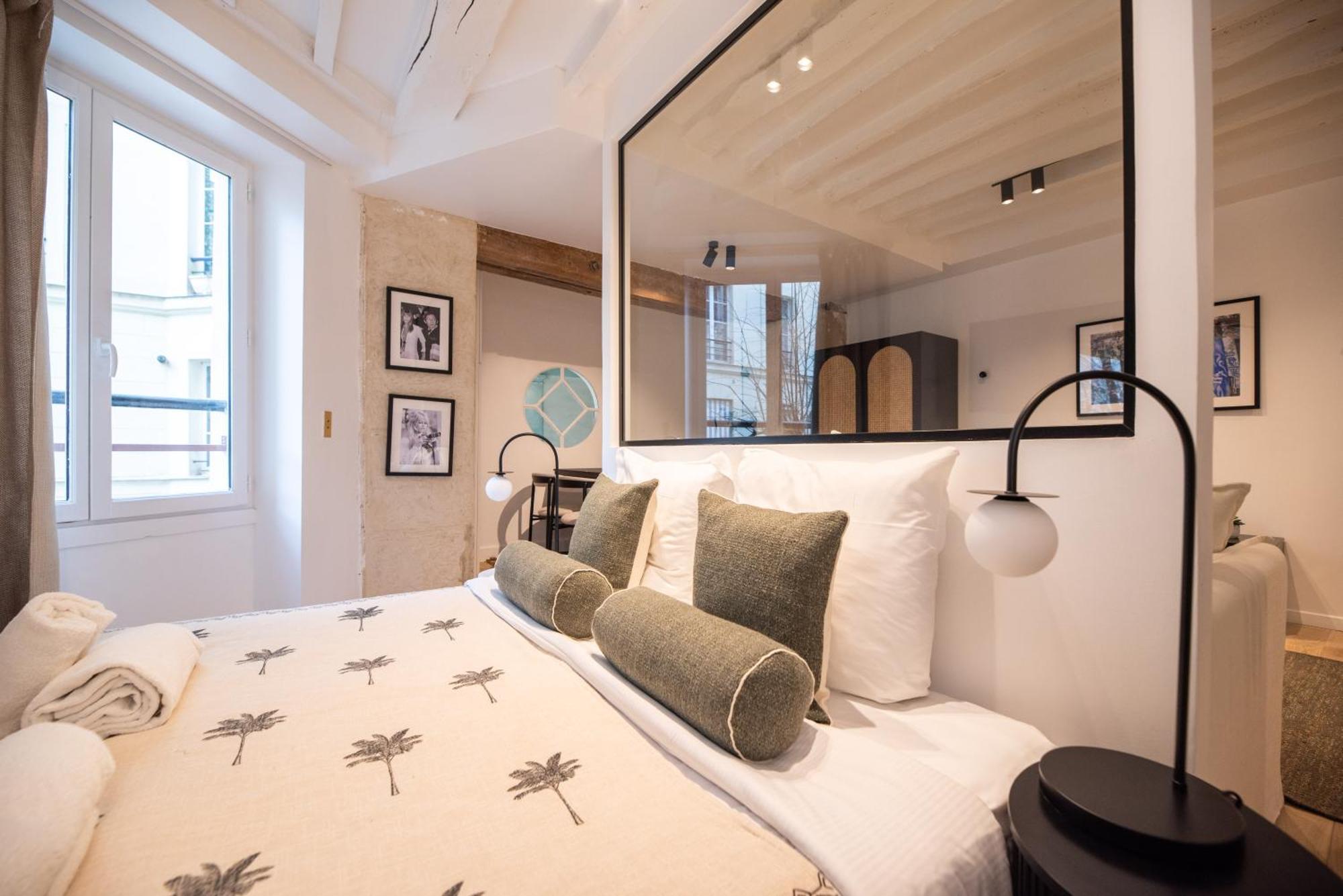 Cosy Nest In Saint Germain Paris
