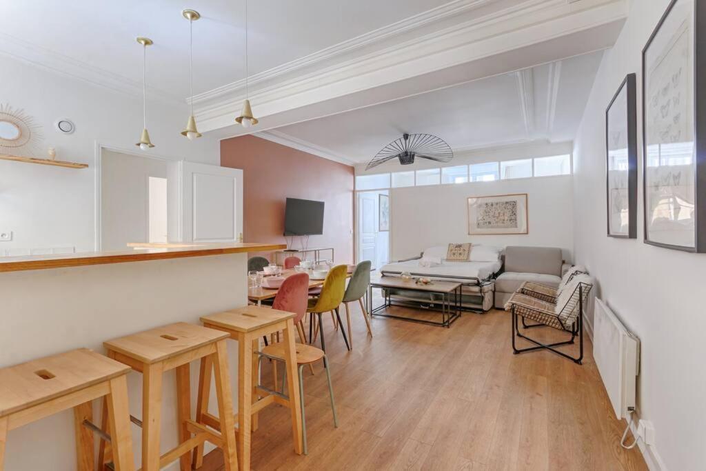 Apartment Louvre Montorgueuil Historical Center 3br-8p *