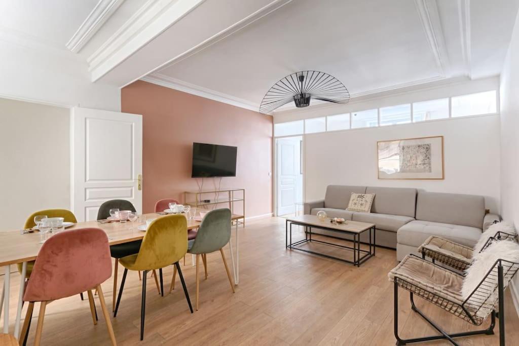 Louvre Montorgueuil Historical Center 3br-8p Apartment *