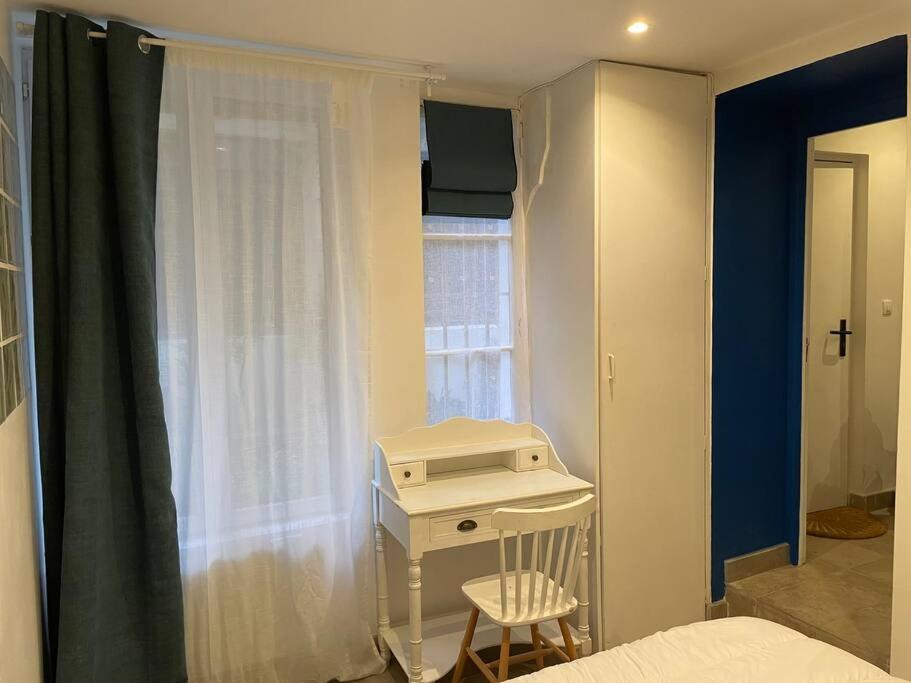 Appartement Et Tranquille Plein Centre De Paris! *