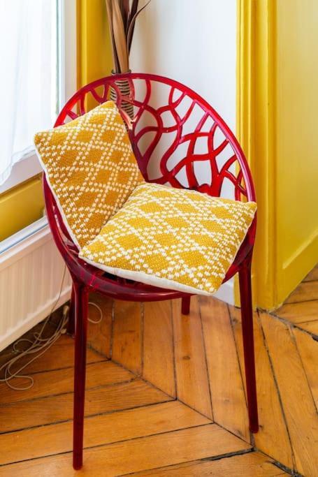 Charming - Saint Apoline Paris