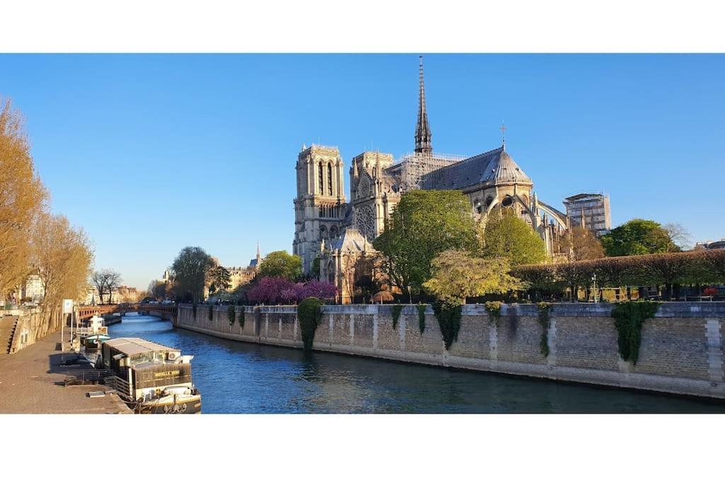 Fabulous Flat In Center, Fully Equiped, Ac, Elevator Apartment Paris