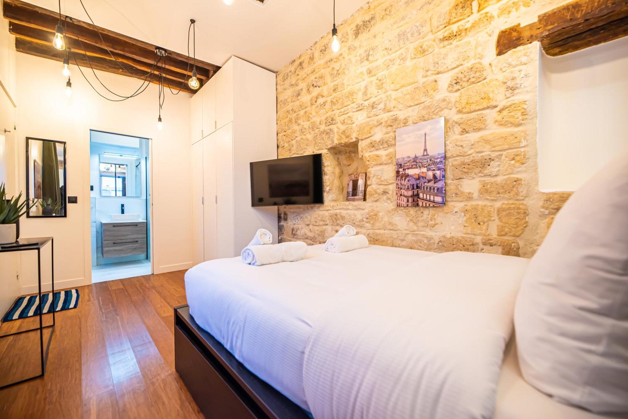 Apartment Lovely In - Paris