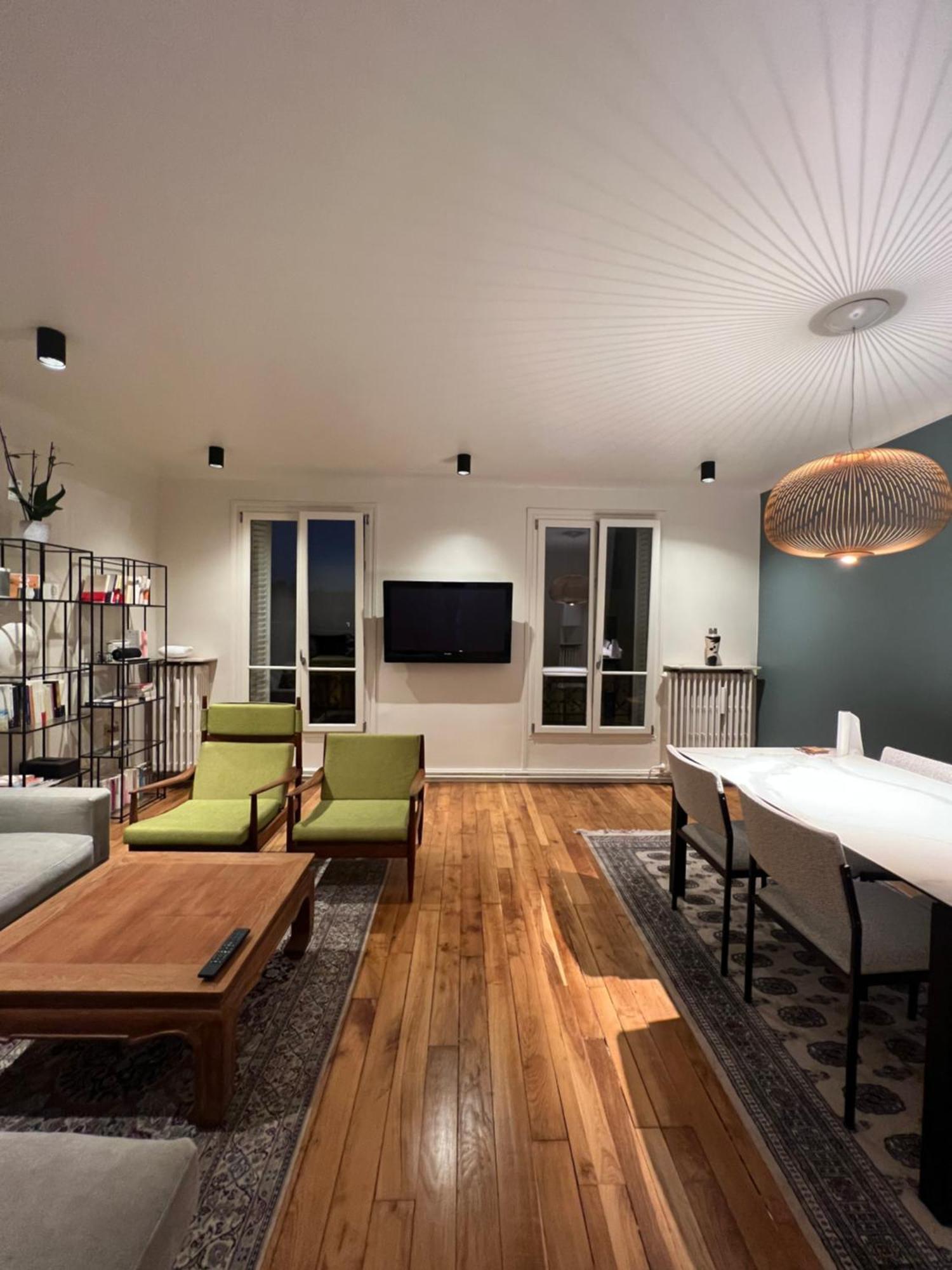Elegance & Charm In Heart Of Daguerre Apartment
