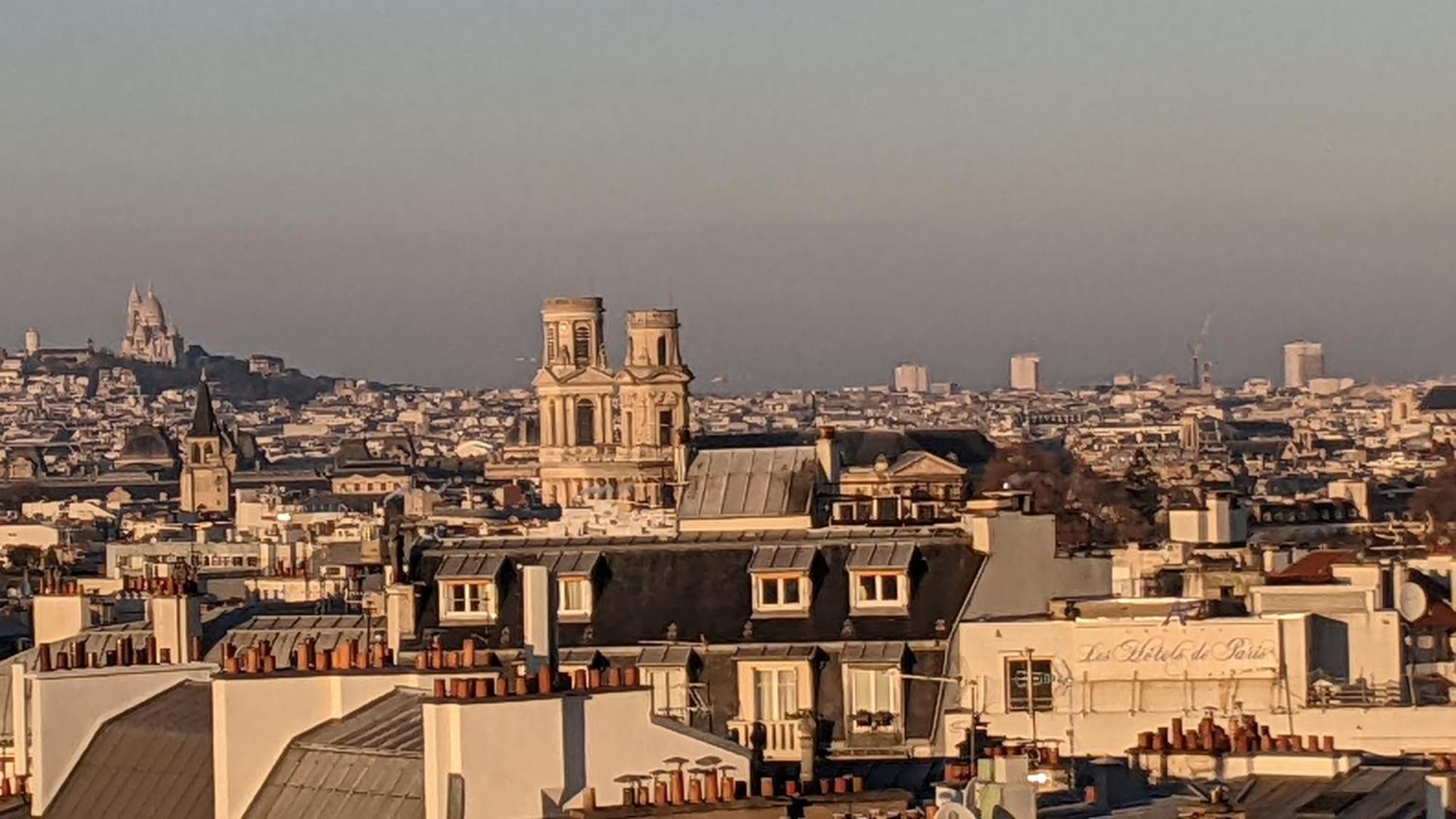 Gorgeous Penthouse Overlooking The Skyline Apartment Paris