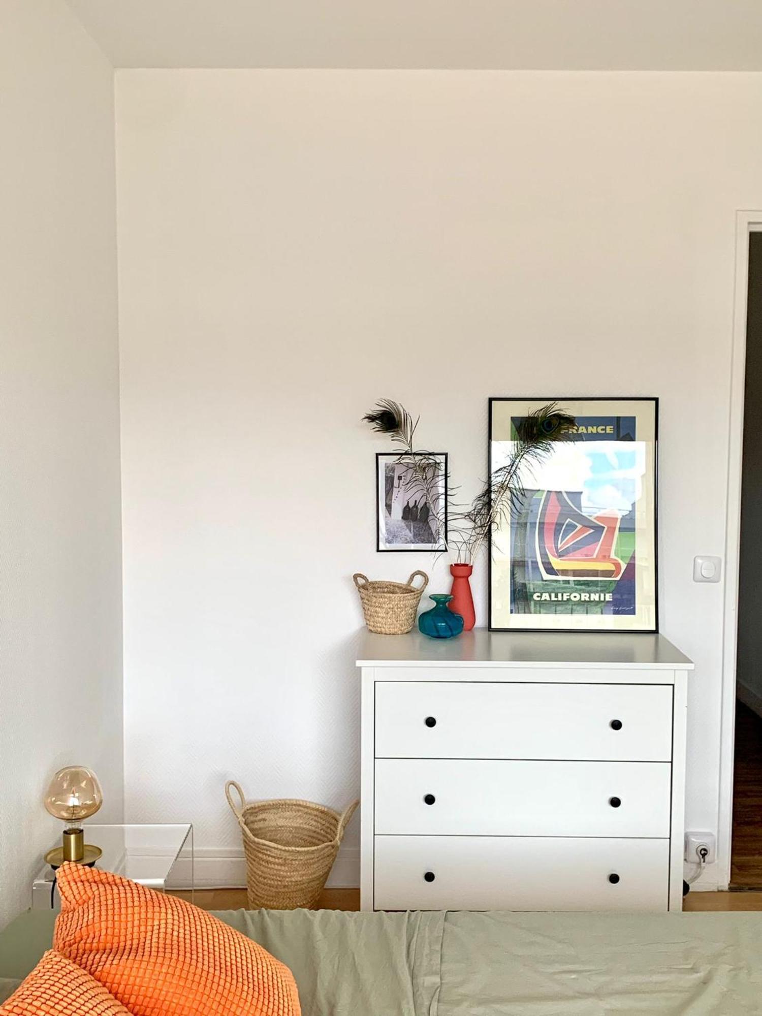 Chambre Tout Confort, Spacieuse, Calme Et Lumineuse Avec Balcon Homestay