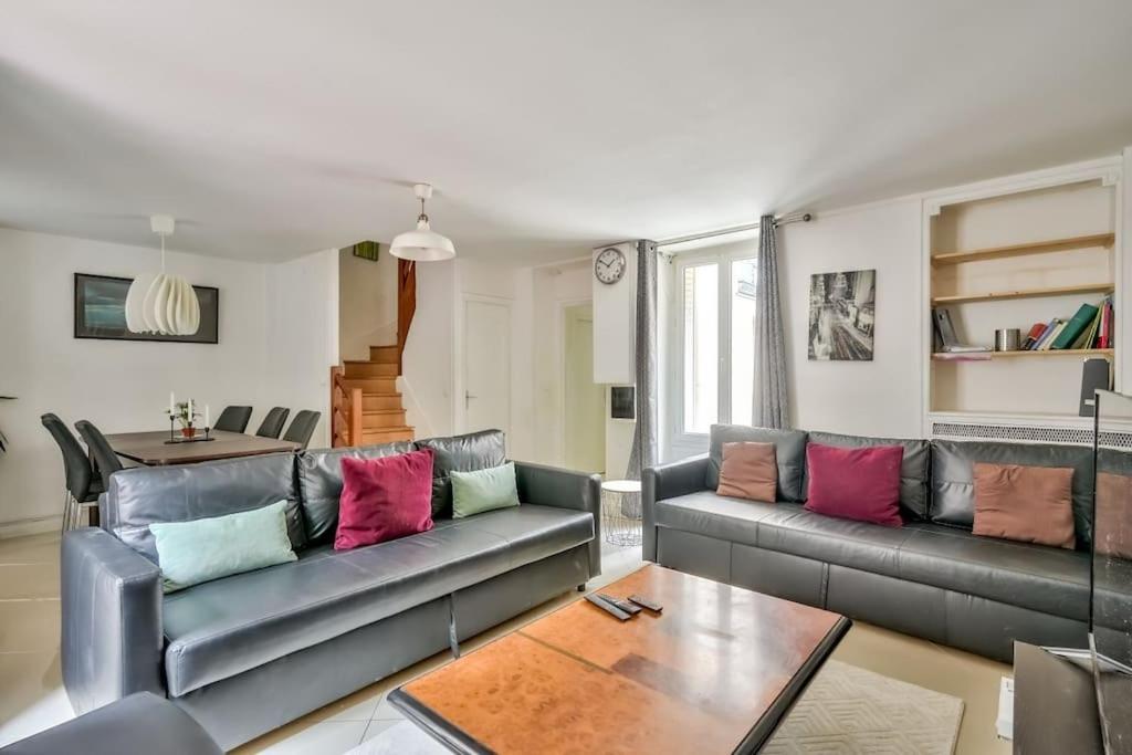 Stunning House With Garden 1 Minute From The Metro Holiday home Paris