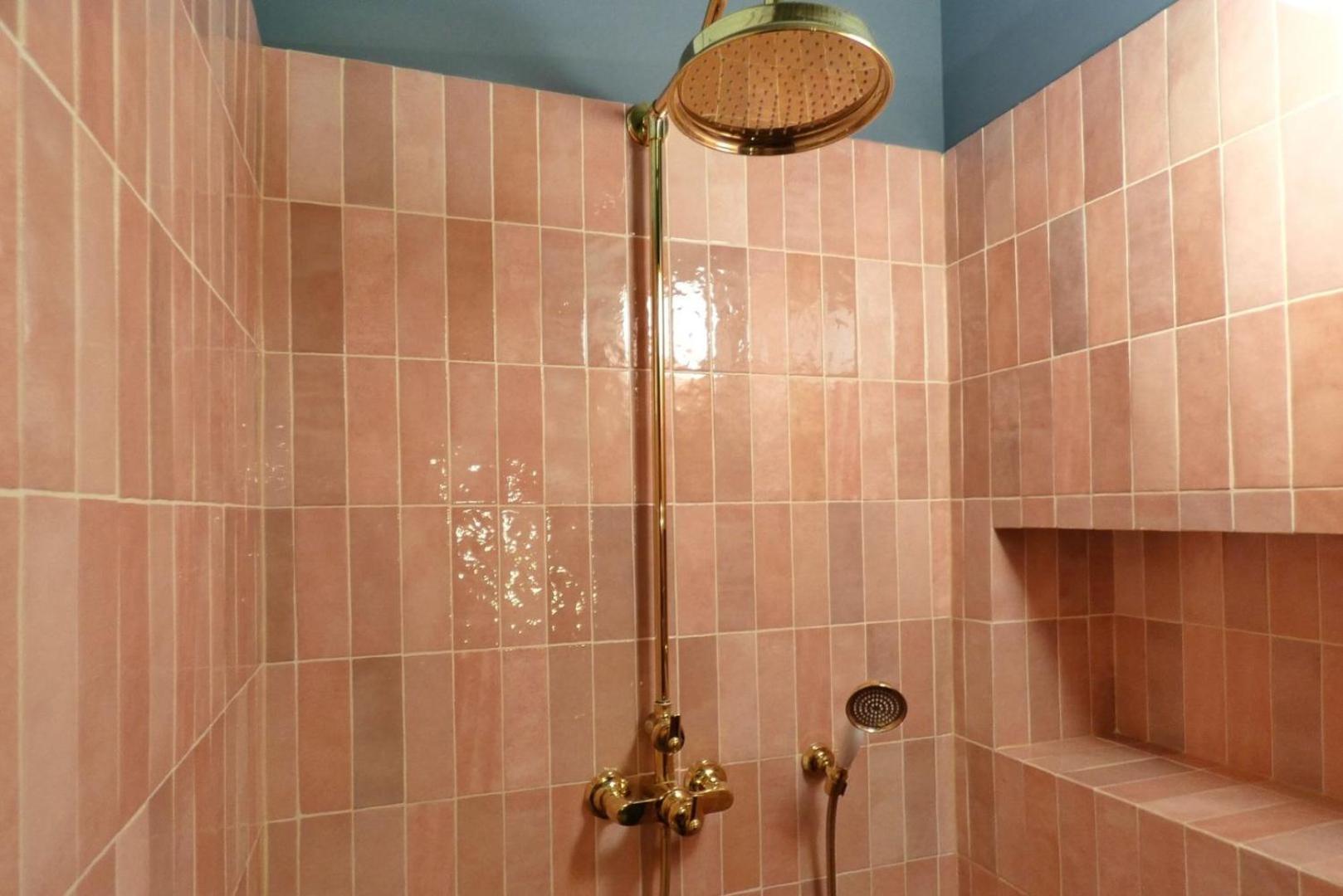 Le Neptune - Splendide - Sauna - Saint-germain
