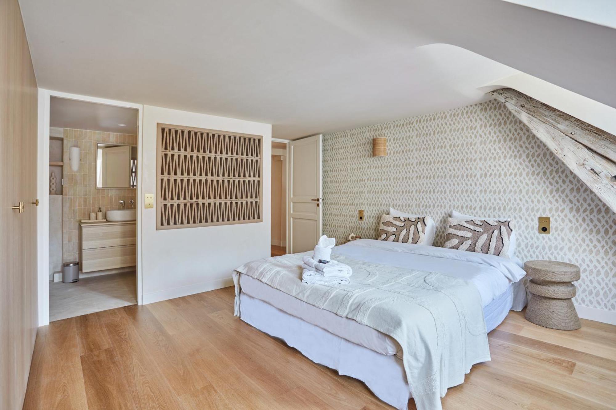Place Vendome By Prestige Apartment