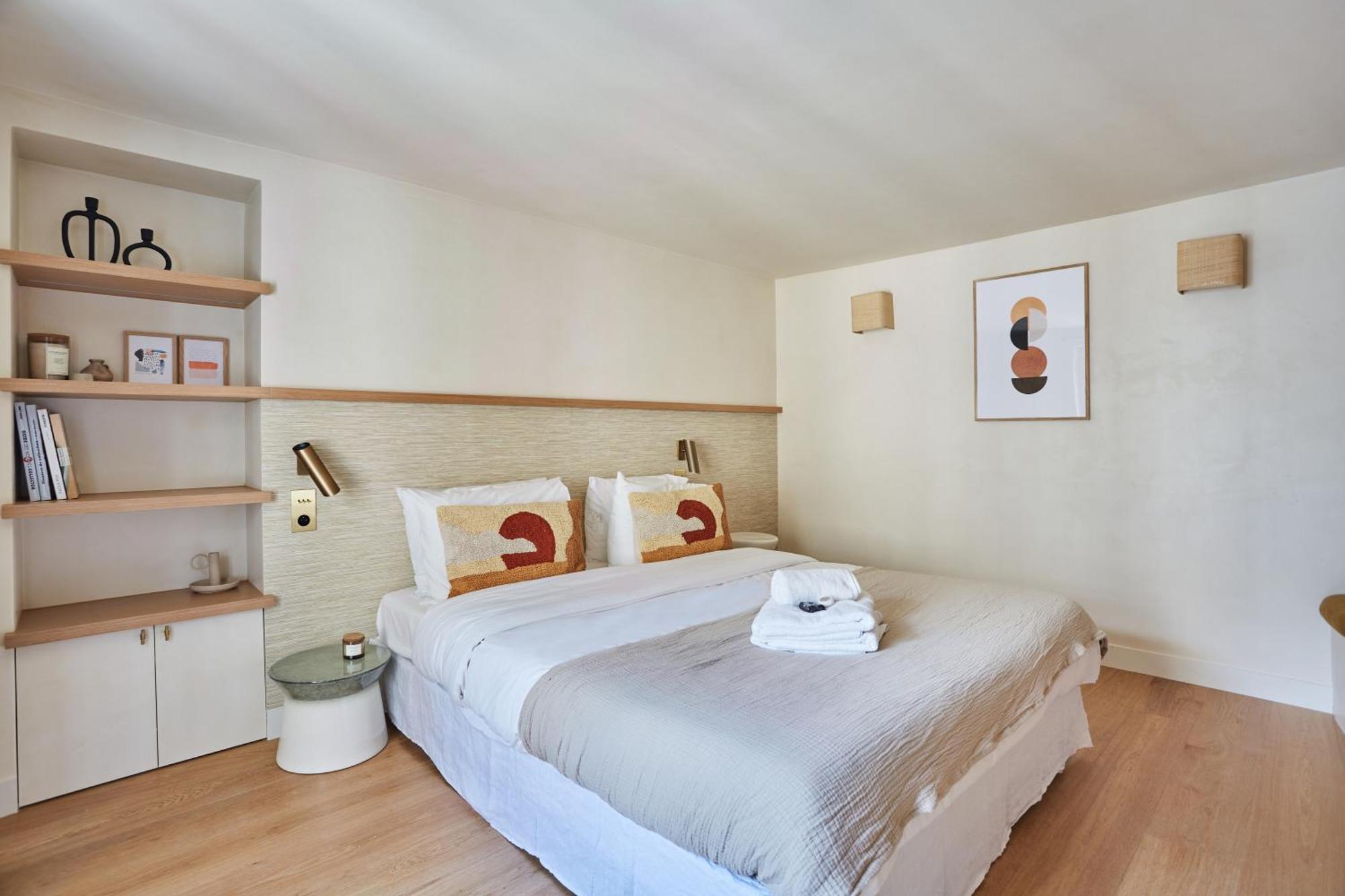 Apartment Place Vendome By Prestige