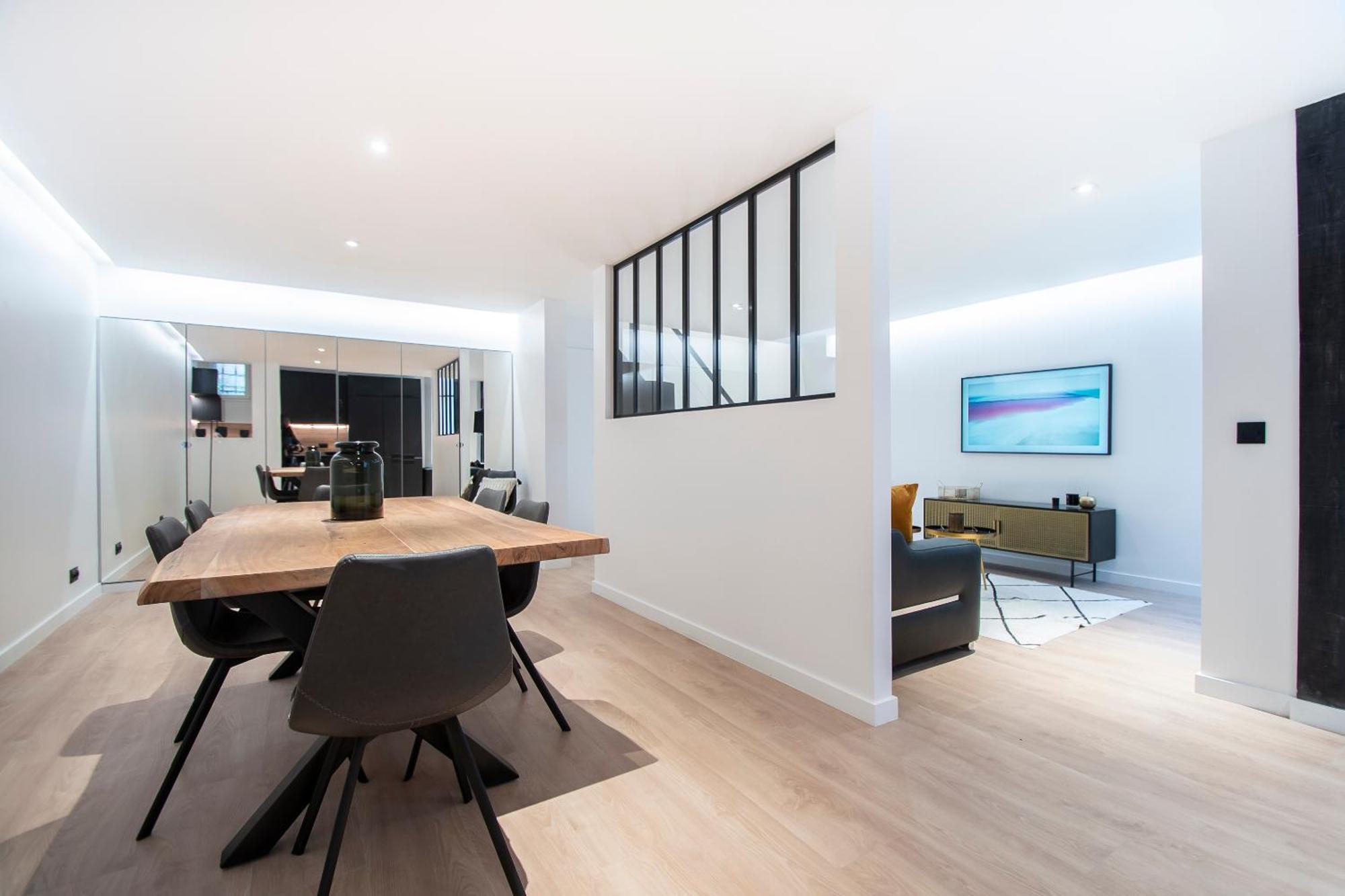 Apartment In - Eiffel Tower Area