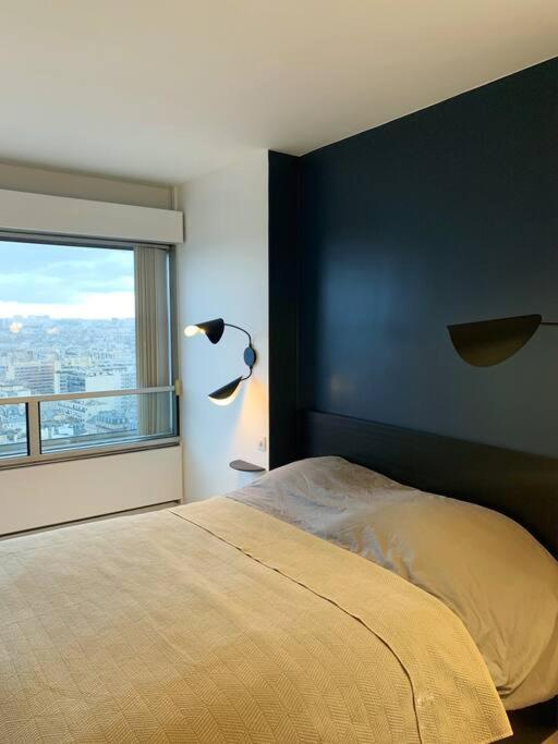 Rare 75m2 Parisian Apartment, Breathtaking Views! Apartment