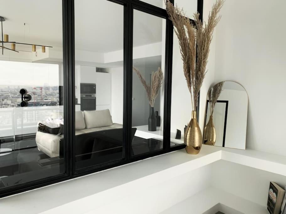Rare 75m2 Parisian Apartment, Breathtaking Views! *