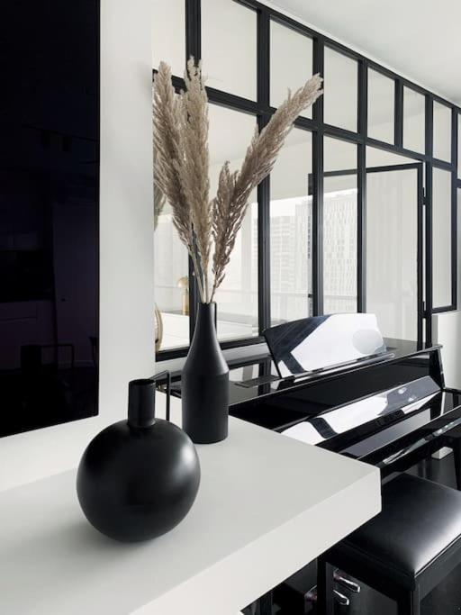 Rare 75m2 Parisian Apartment, Breathtaking Views! * Paris