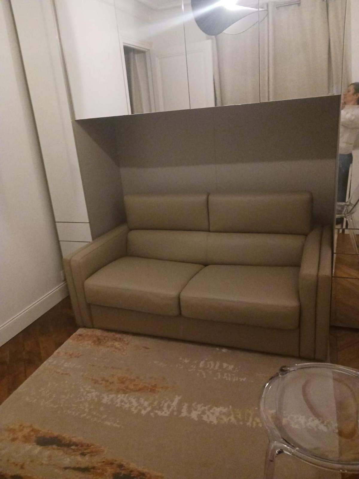 Apartment 2 Bedroom Luxurious Next To Arc De Triumphe Paris