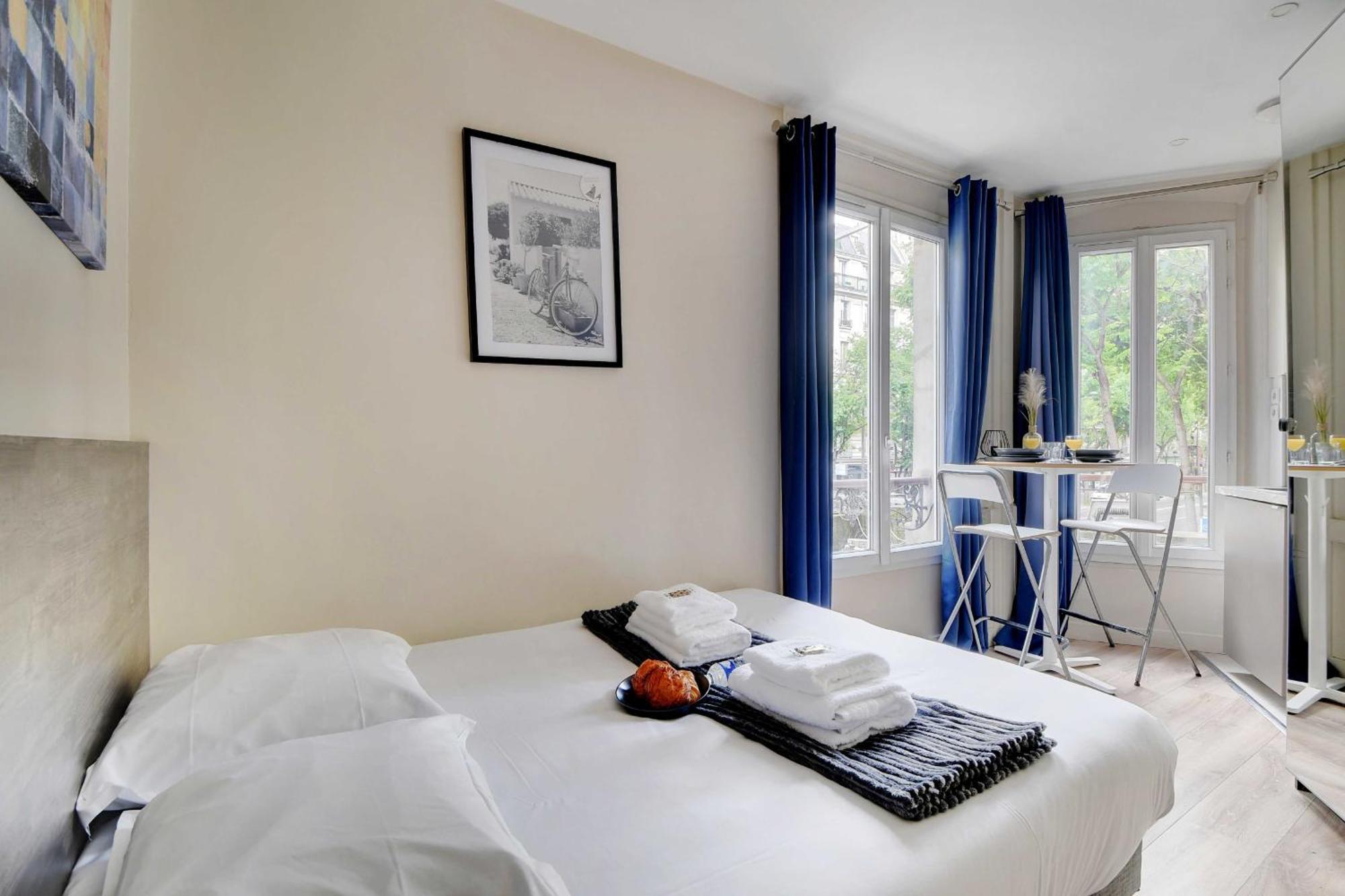 Apartment Charming Studio Boulevard Magenta Paris