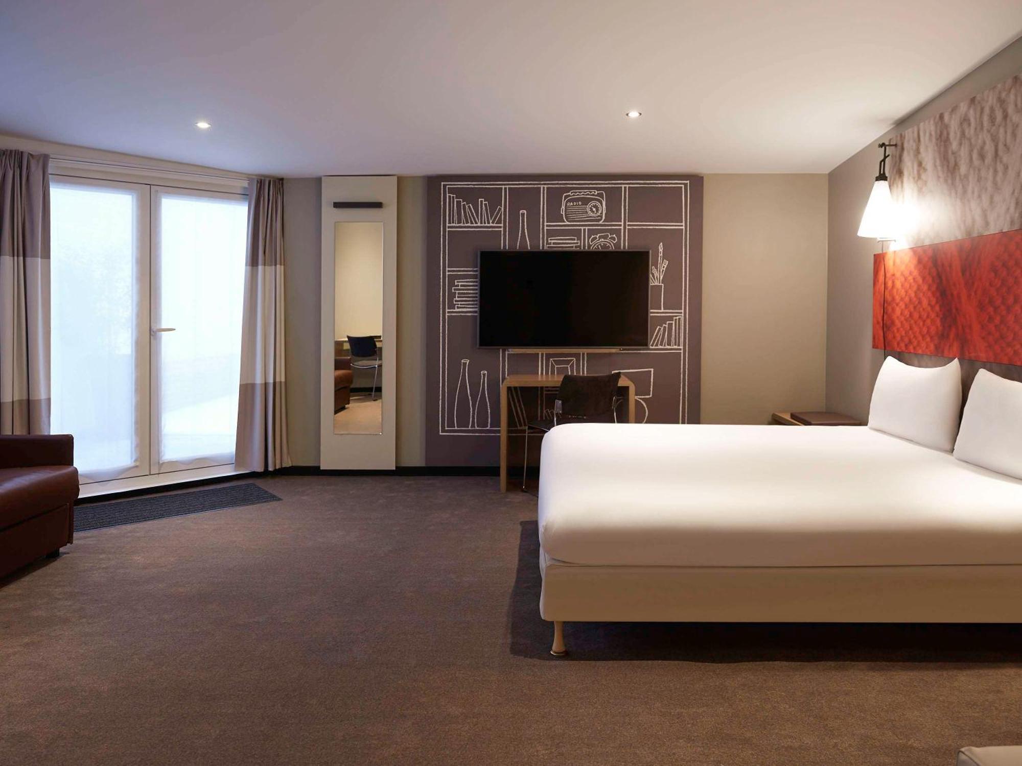 Ibis Canal Saint Martin