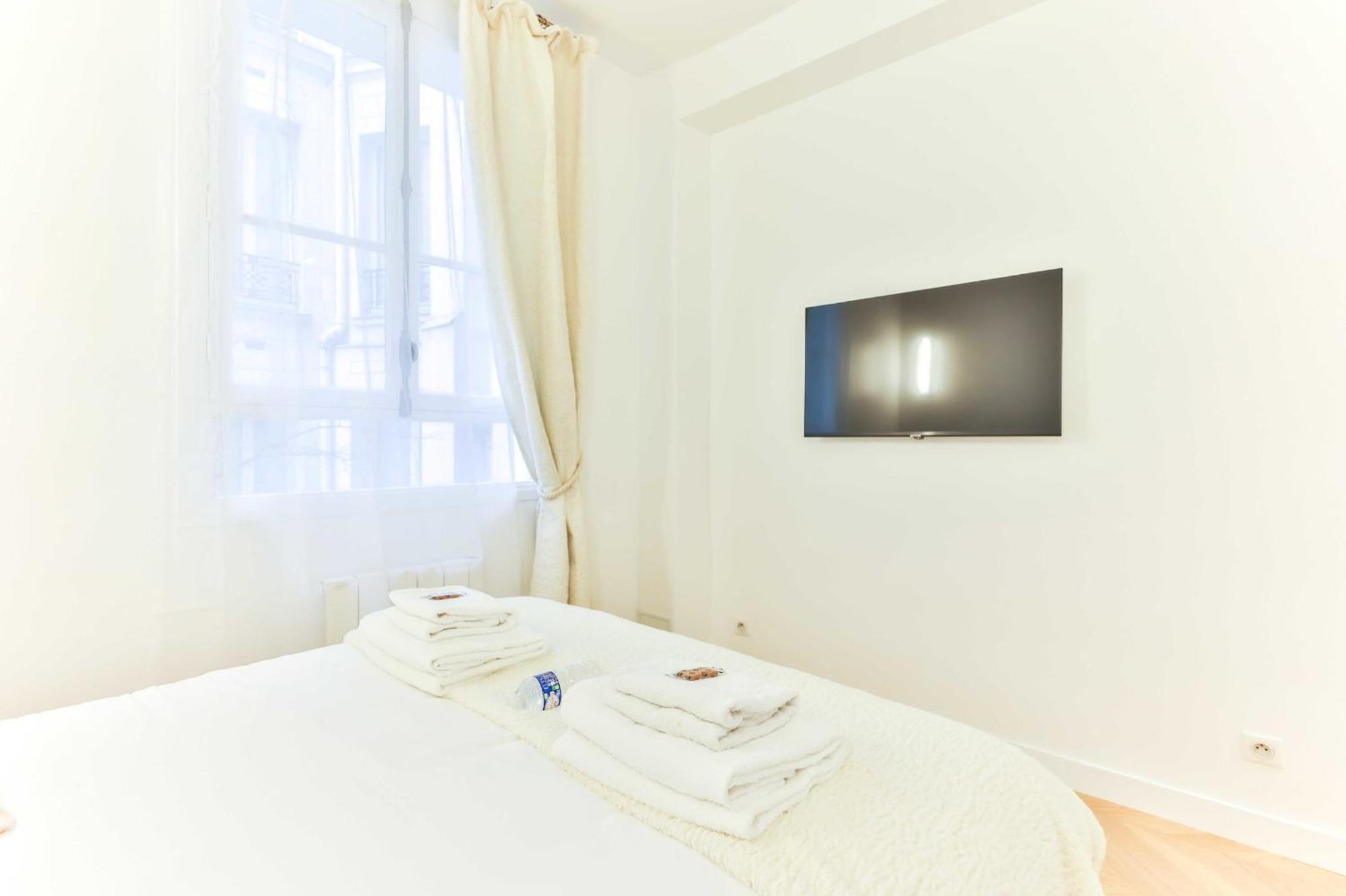 Apartment Charming 2br - 6p - Eiffel Tower Paris