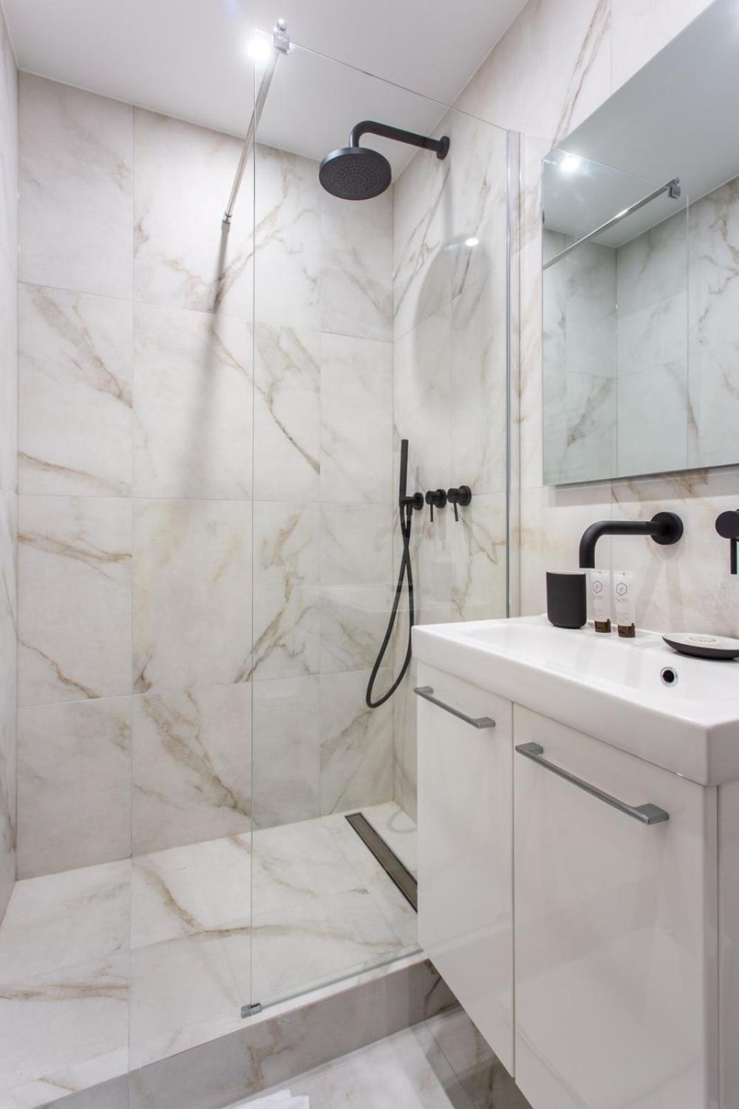 Apartment - Sacre Coeur Paris
