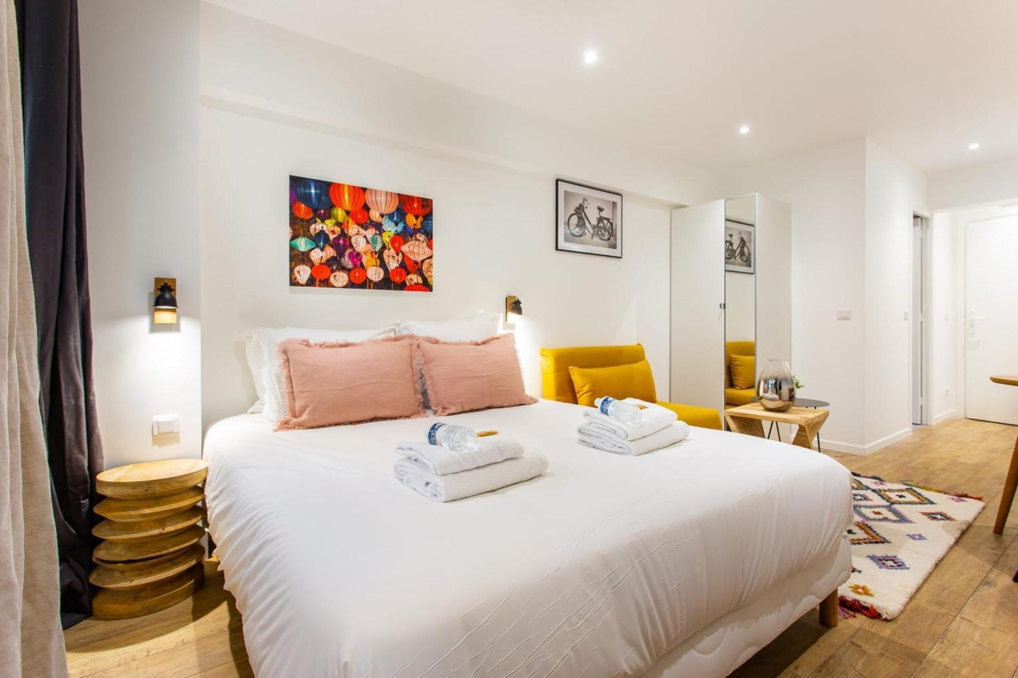 - Sacre Coeur Apartment *