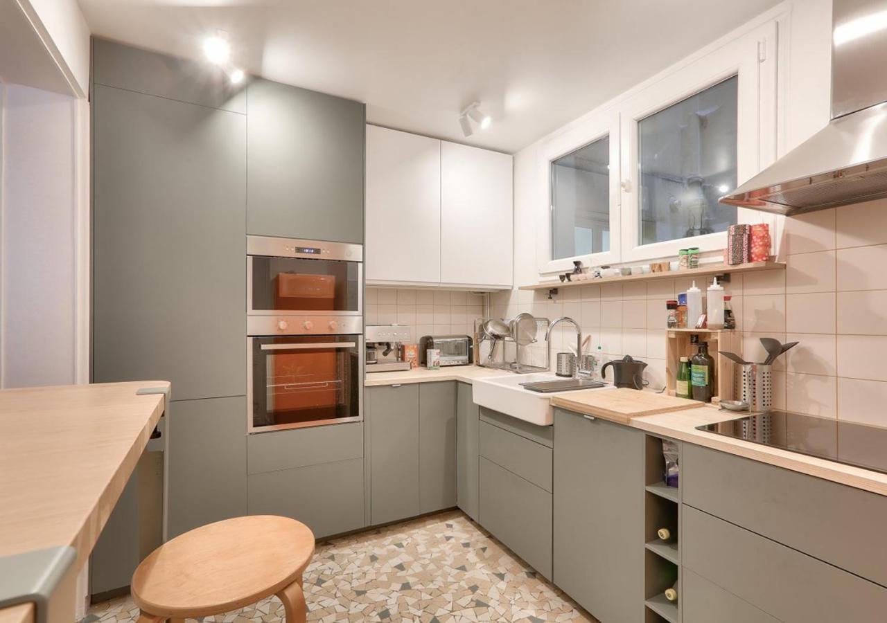 Apartment Gorgeous, Bright & Large 1 Bedroom Near Montmartre