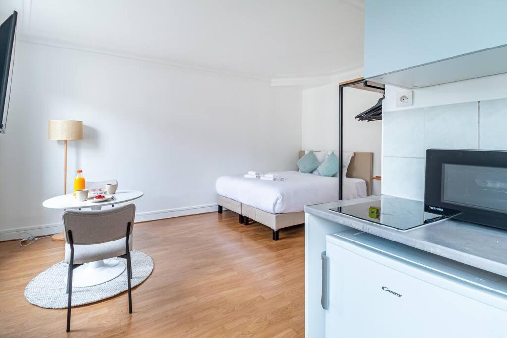 Proche Boulevard Voltaire Apartment
