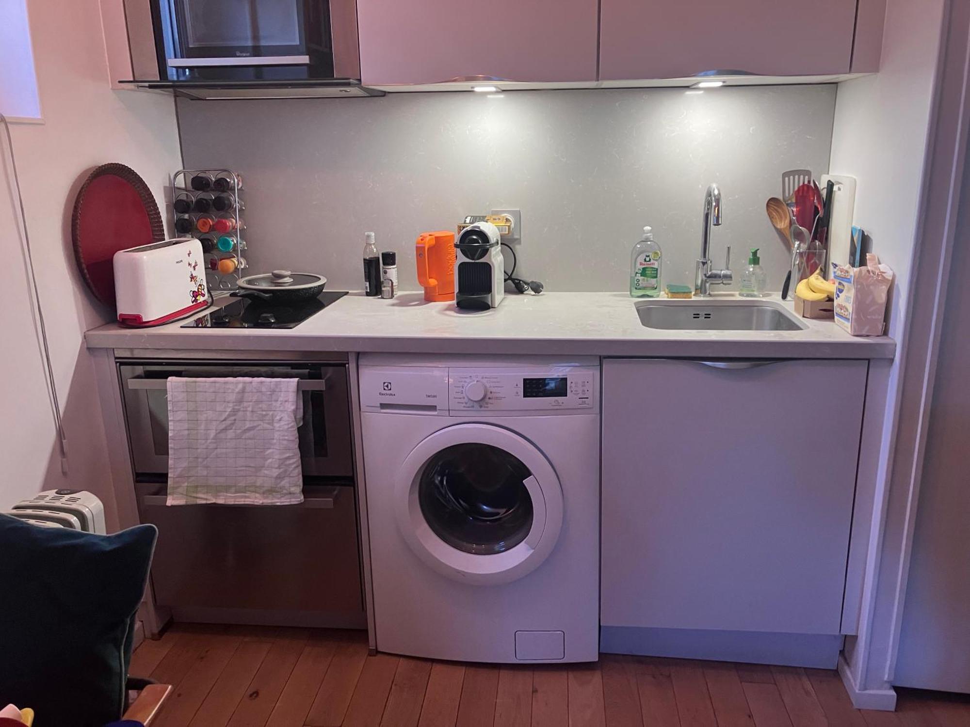 Montmartre Bright & Quiet Apartment Paris