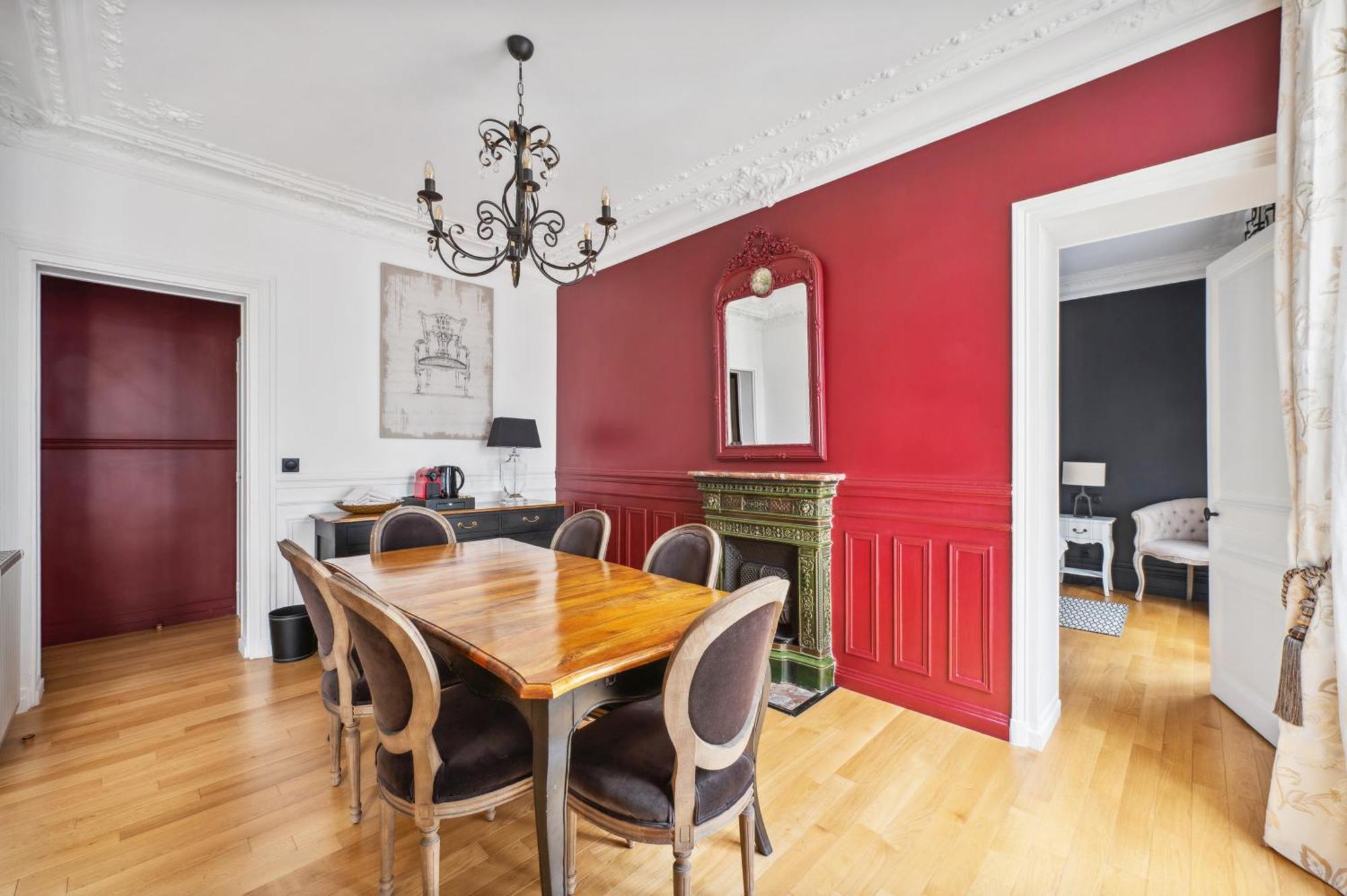 Apartment Sejours Parisiens / Le Royal / 4*